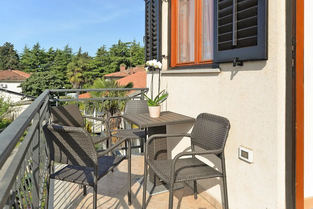 Apartment Ljiljana 1553 Novigrad Istria Hırvatistan